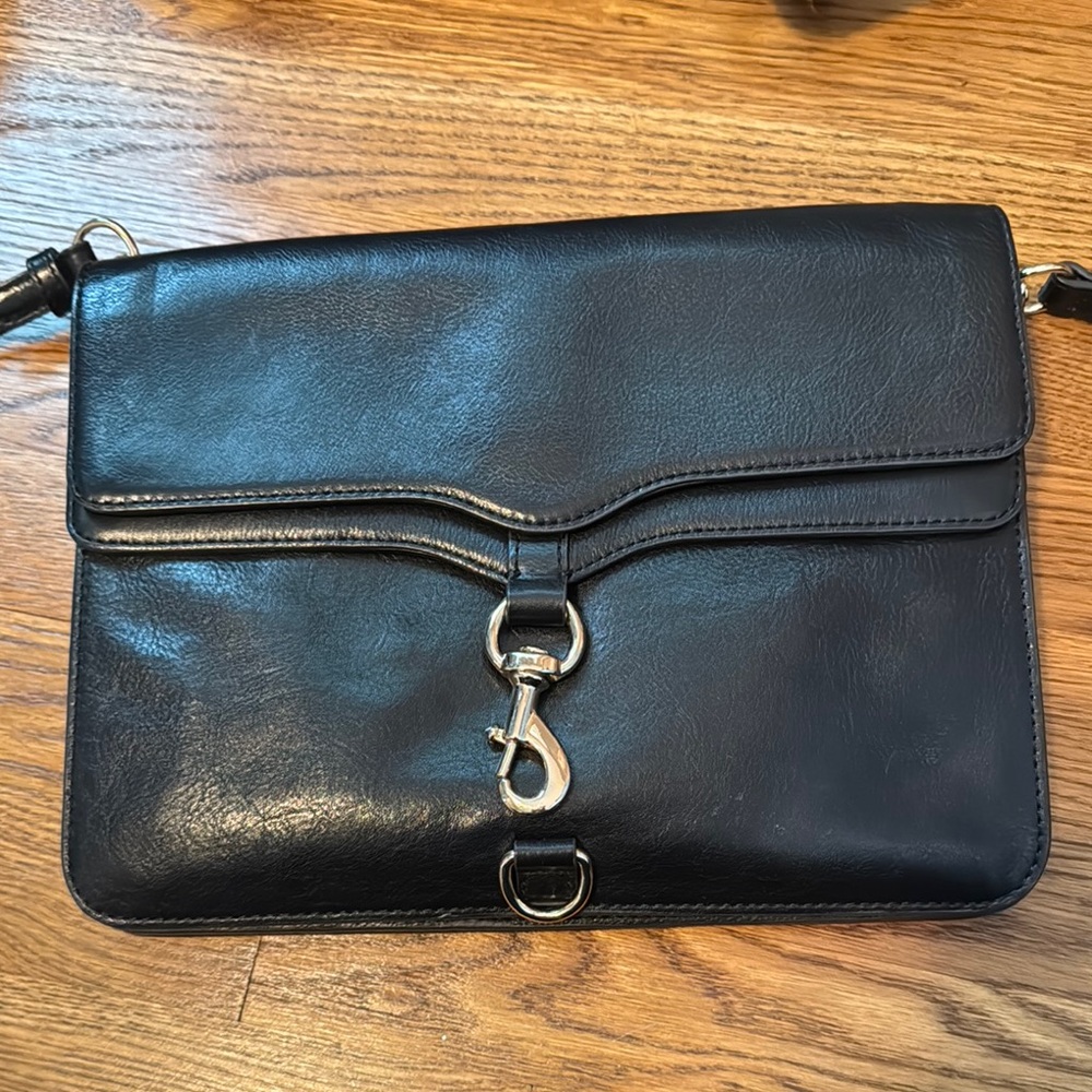 Black Rebecca Minkoff bag